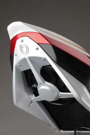 Bimota-KB4RC_detail-fan