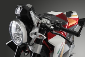 Bimota-KB4RC_detail-front-light